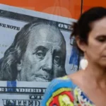 Keir Starmer presenta nueva estrategia de defensa del Reino Unido en medio de tensiones internacionales.