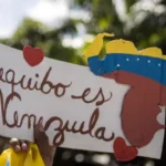 Richard Ford: Explorando la conexión entre lo íntimo y lo público a través de la literatura.