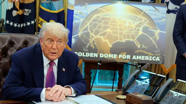 Estados Unidos anuncia la construcción del «domo dorado» para protegerse de ataques con misiles.