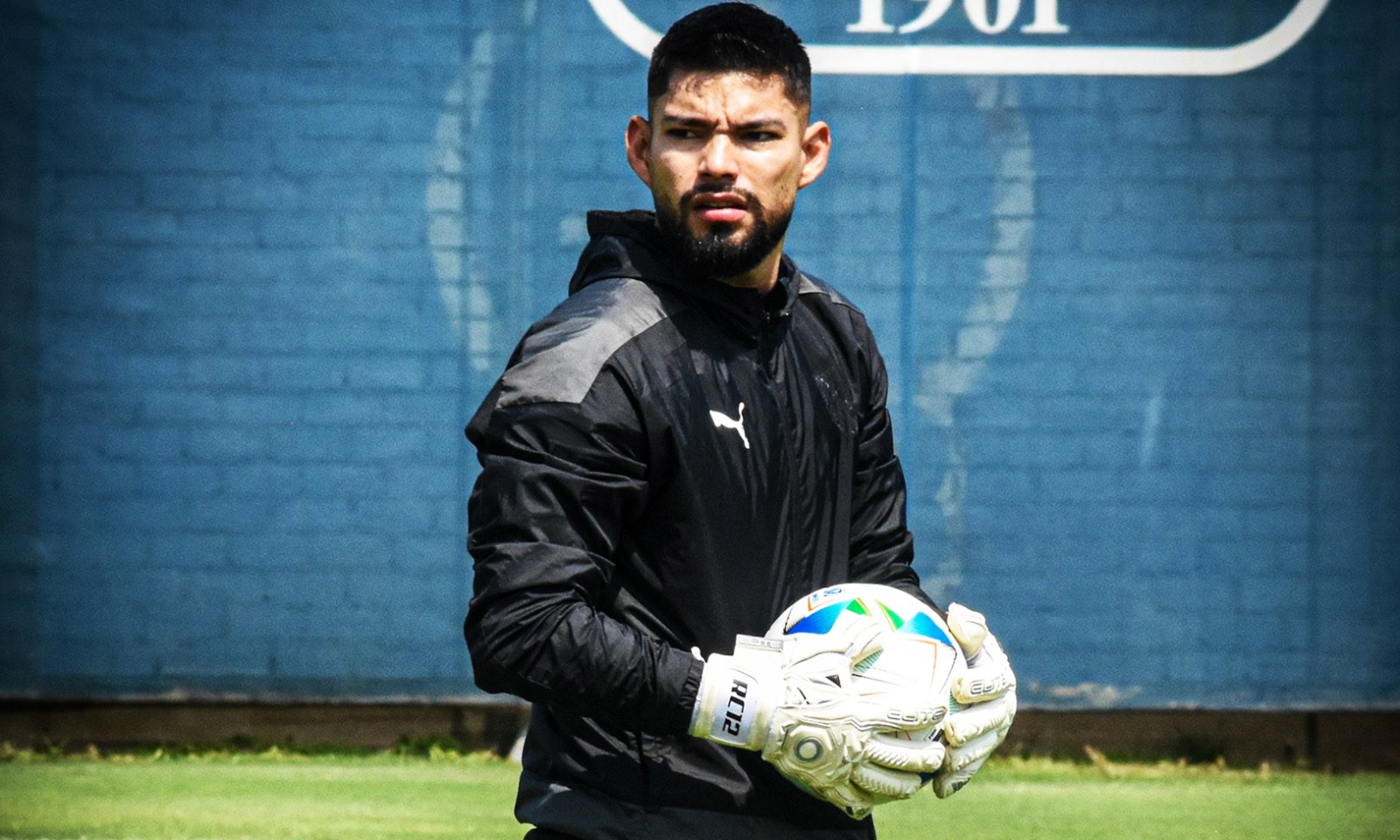 Rubén Cordano destaca la importancia del trabajo en equipo en Club Bolívar.